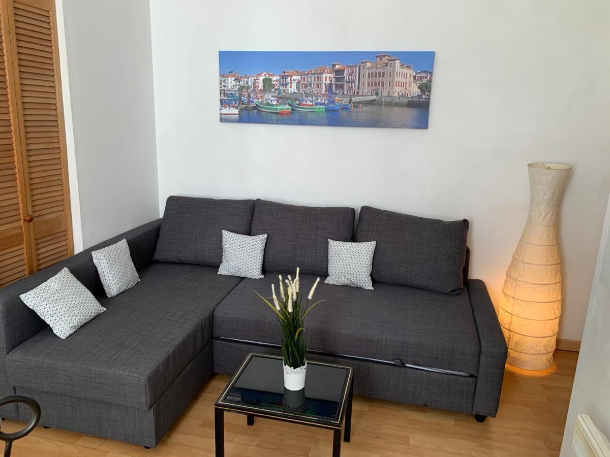 Biarritz Centre, Pres Avenue De Verdun, Cosy Apt 2 Pieces , Salon , Chambre Separe, Rue Tres Calme A 10 Minutes A Pied De La Grande Plage מראה חיצוני תמונה