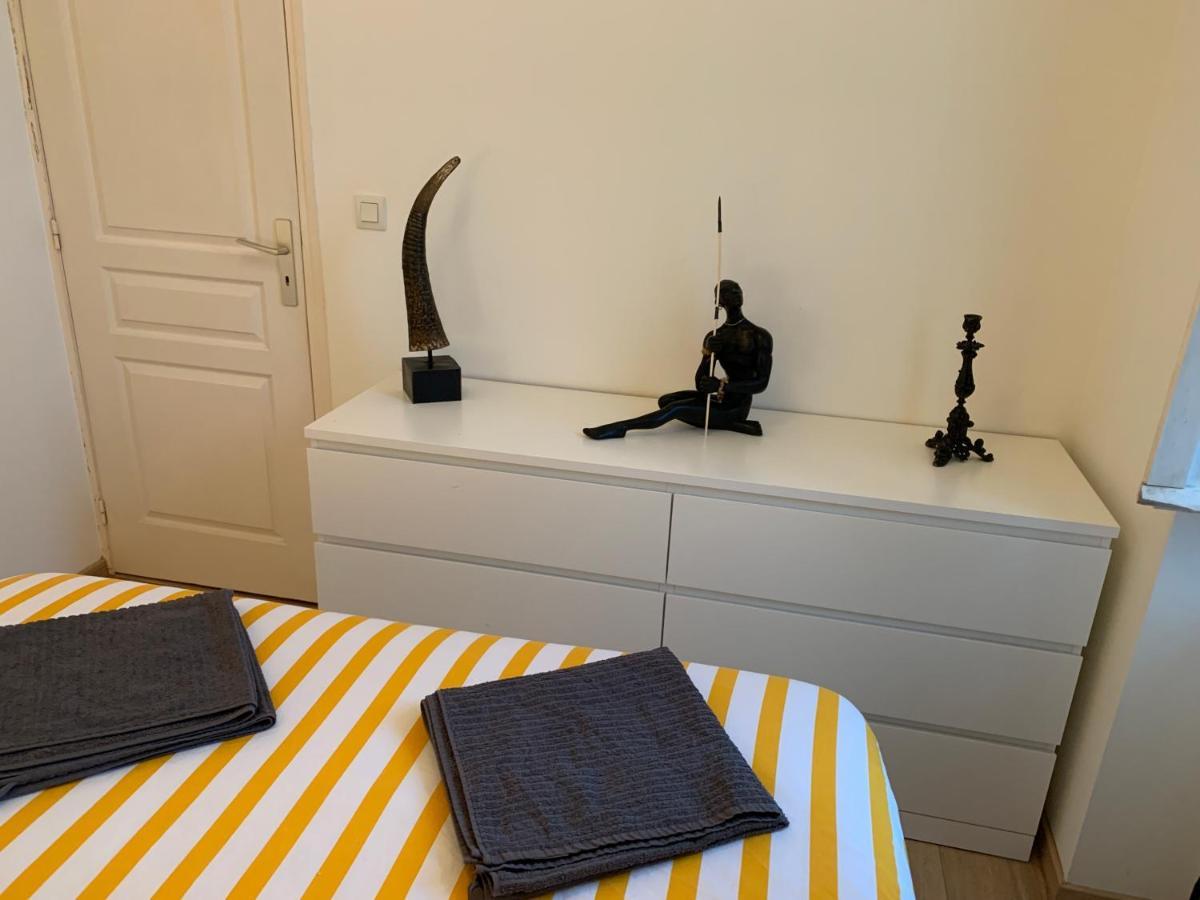 Biarritz Centre, Pres Avenue De Verdun, Cosy Apt 2 Pieces , Salon , Chambre Separe, Rue Tres Calme A 10 Minutes A Pied De La Grande Plage מראה חיצוני תמונה